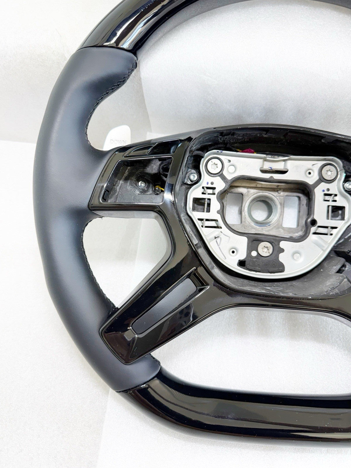 OEM MERCEDES AMG 13~18 G63 ML63 GL63 G550 G65 PIANO BLACK NEW STEERING WHEEL