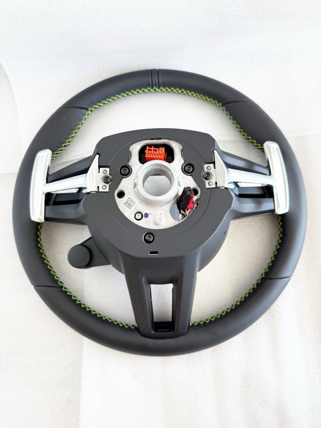 OEM PORSCHE 992 CARRERA MACAN GTS STEERING WHEEL CARBON FIBER LEATHER W GREEN