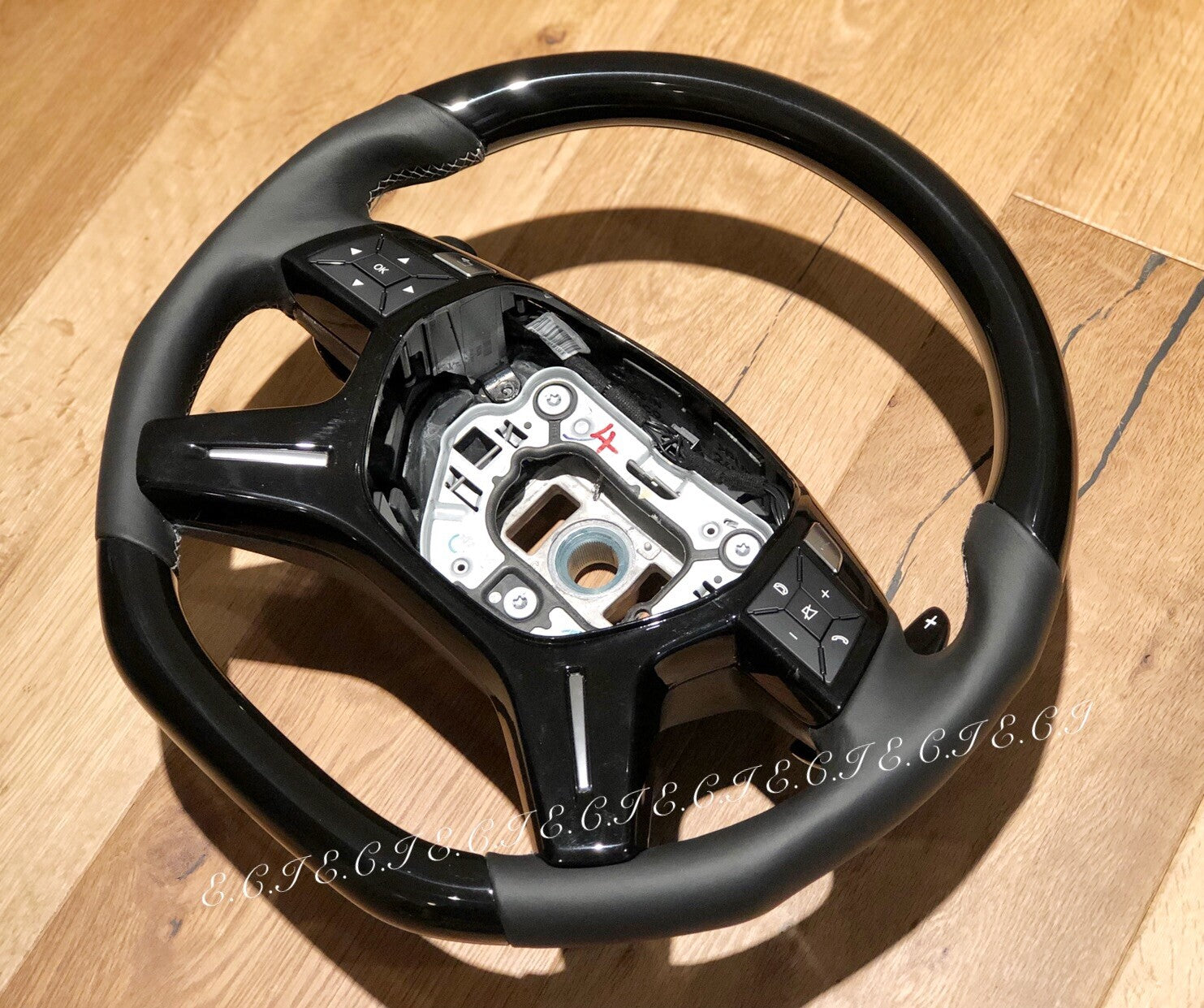OEM MERCEDES AMG 13~18 G65 G63 ML63 GL63 G550 BLACK CARBON FIBER STEERING WHEEL