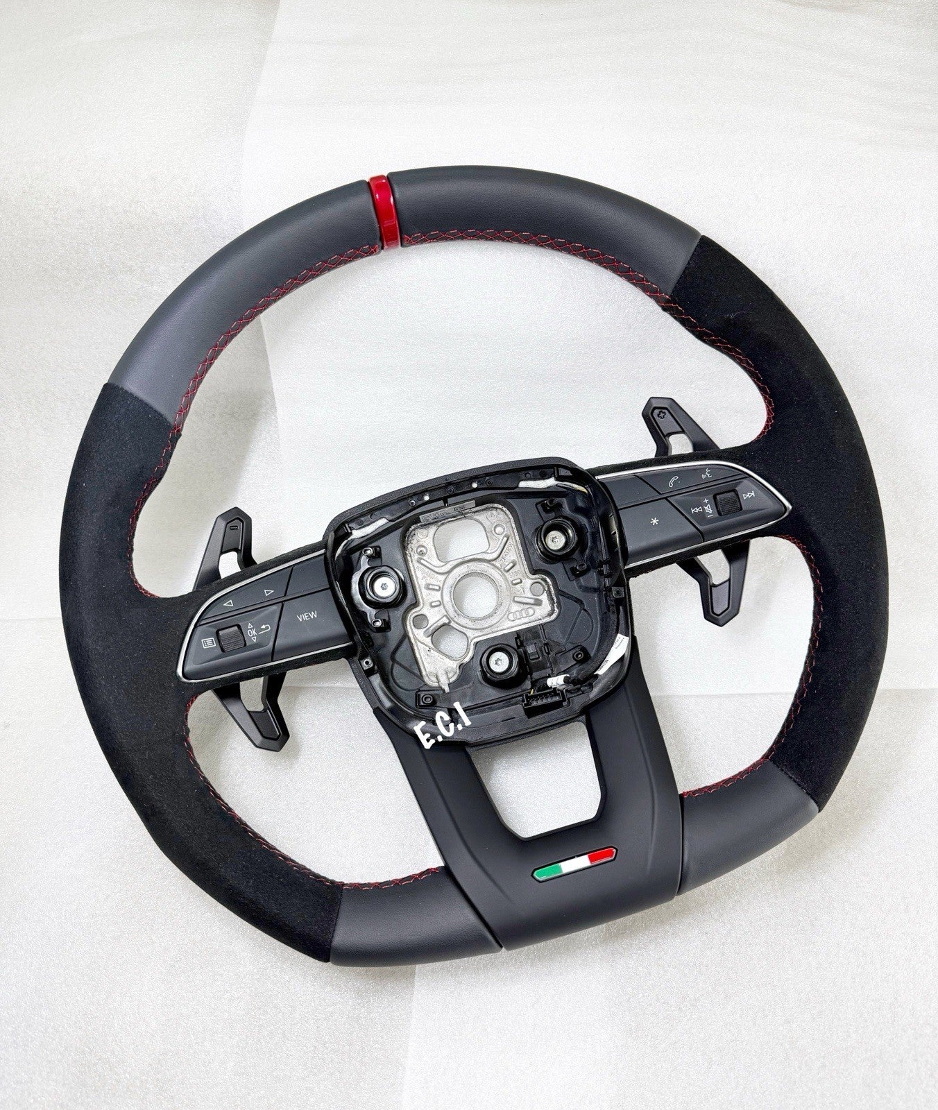 GENUINE LAMBORGHINI URUS S SE PERFORMANTE  ALCANTARA STEERING WHEEL RED STITCH