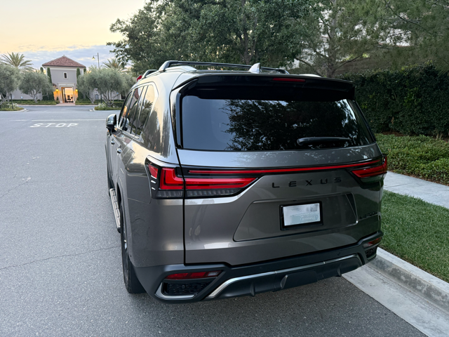 2025 Lexus LX 700H F-SPORT