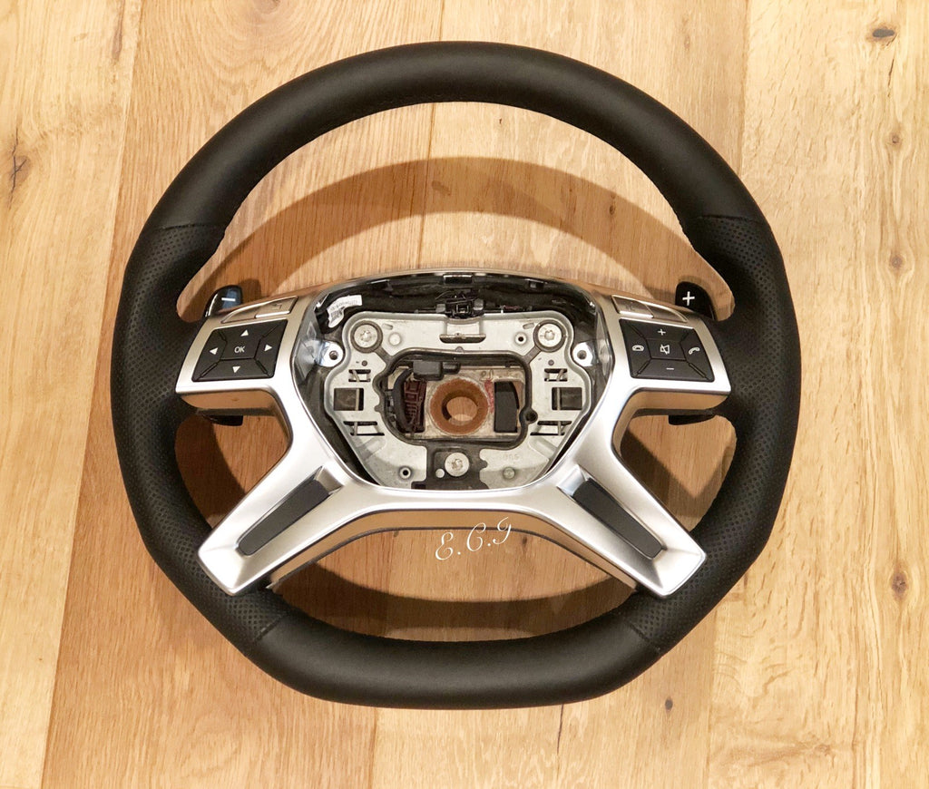 OEM MERCEDES W463 G550 4X4 G63 GL63 G65 ML63 ML350 GL550 GL63 AMG STEERING WHEEL