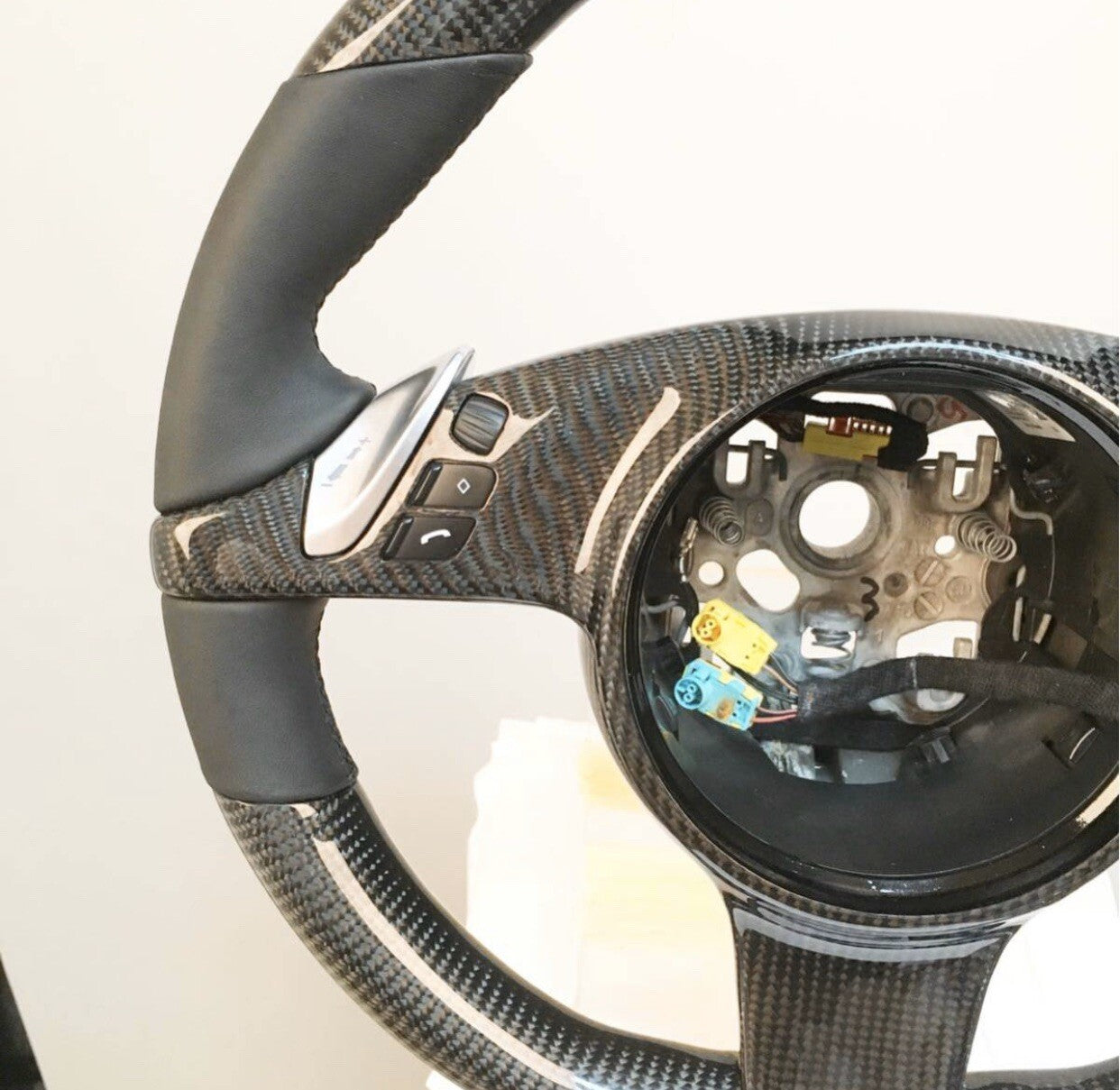 PORSCHE OEM 991 CAYENNE 970 PANAMERA BOXSTER CAYMAN CARBON FIBER STEERING WHEEL
