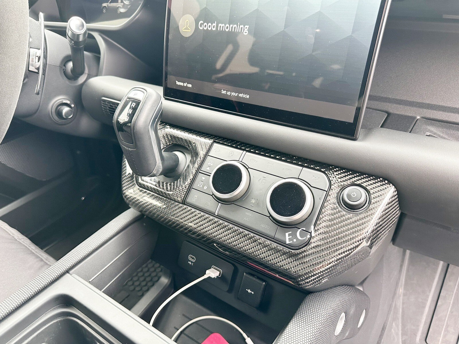 Land Rover Defender L663 90 110 V8 REAL Carbon Fiber Interior Dash Console Set