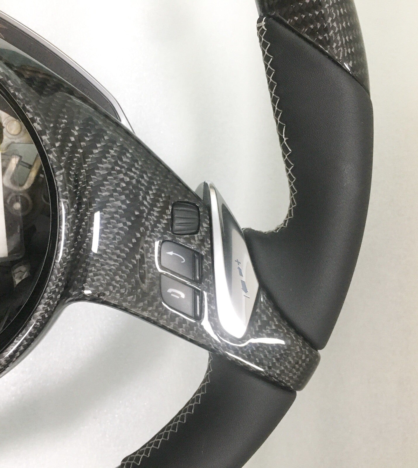 OEM PORSCHE 991 CAYENNE 970 PANAMERA BOXSTER CAYMAN CARBON FIBER STEERING WHEEL