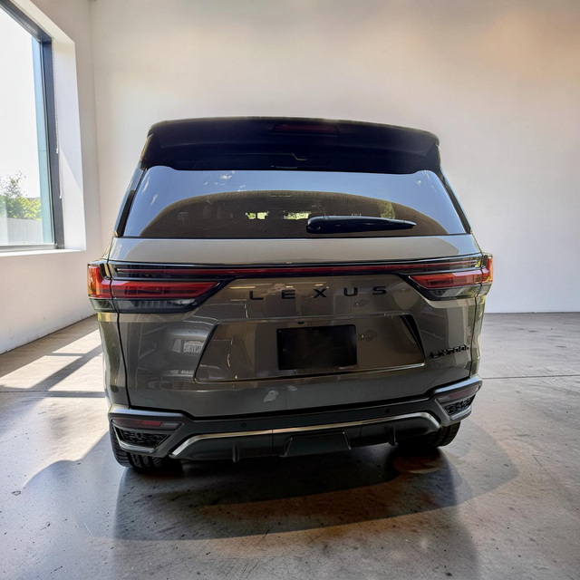 2025 Lexus LX 700H F-SPORT
