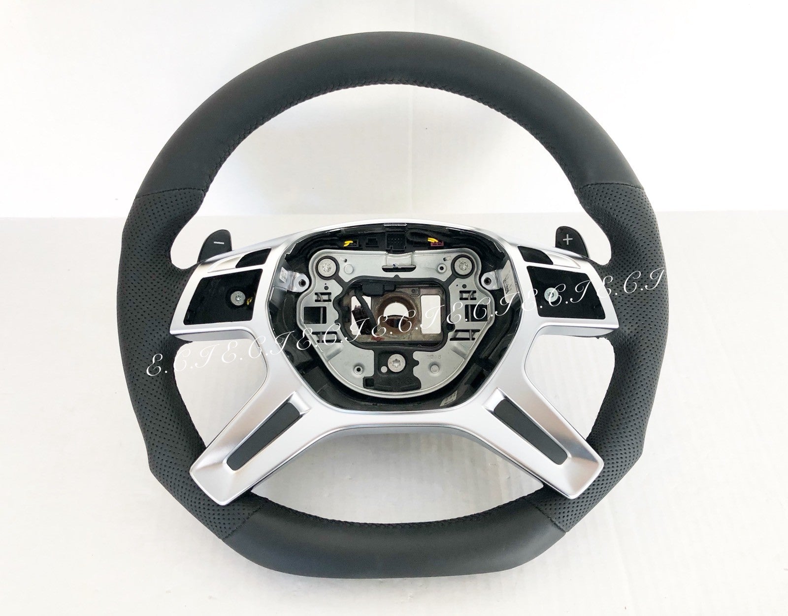 OEM MERCEDES W463 G550 4X4 G63 GL63 G65 ML63 ML350 GL550 GL63 AMG STEERING WHEEL