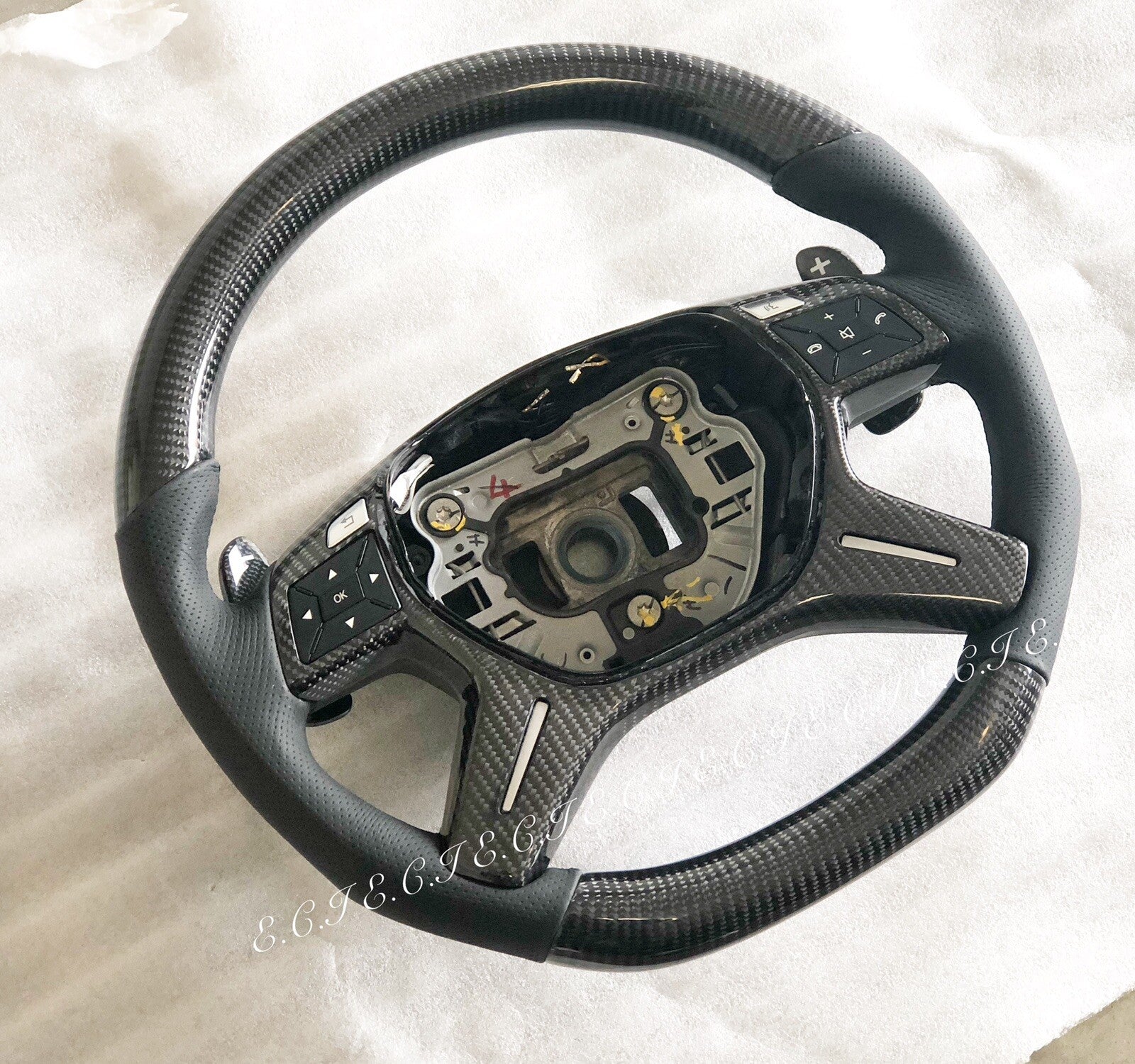 OEM MERCEDES AMG 13~18 G65 G63 ML63 GL63 G550 BLACK CARBON FIBER STEERING WHEEL