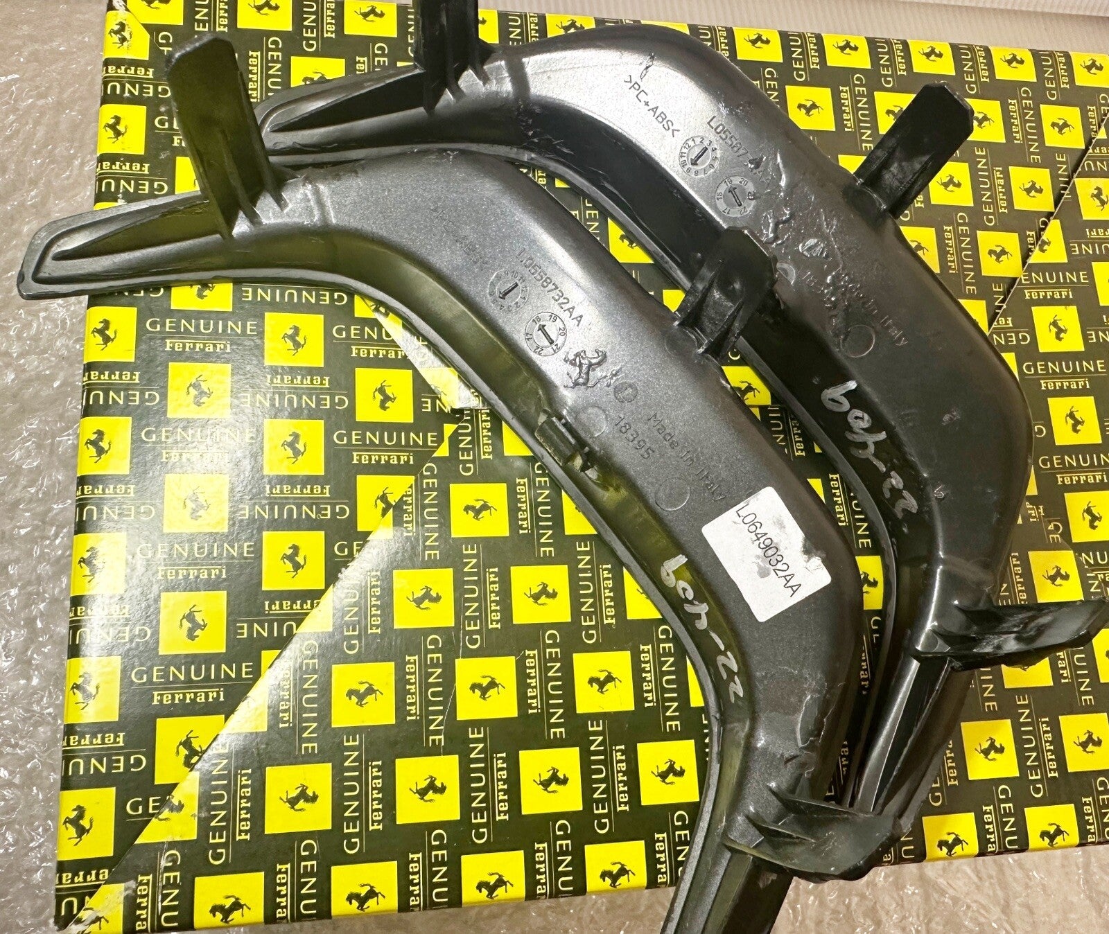 GENUINE OEM Ferrari F164 Portofino Glossy Carbon fiber headrest insert trim