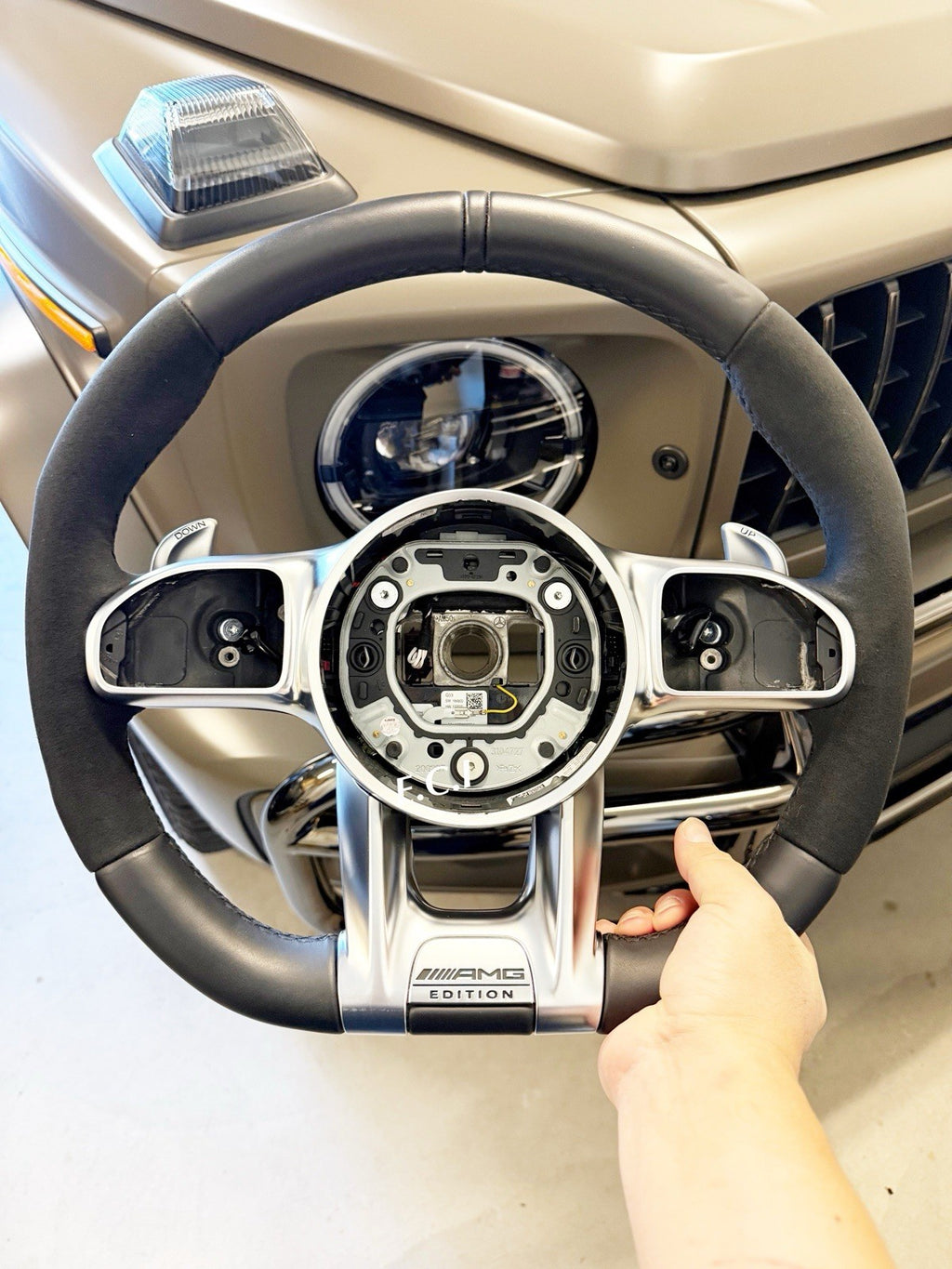 OEM 19~24 MERCEDES AMG G63 G550 C63 S63 E63 GLE63 HEATED SUEDE  STEERING WHEEL