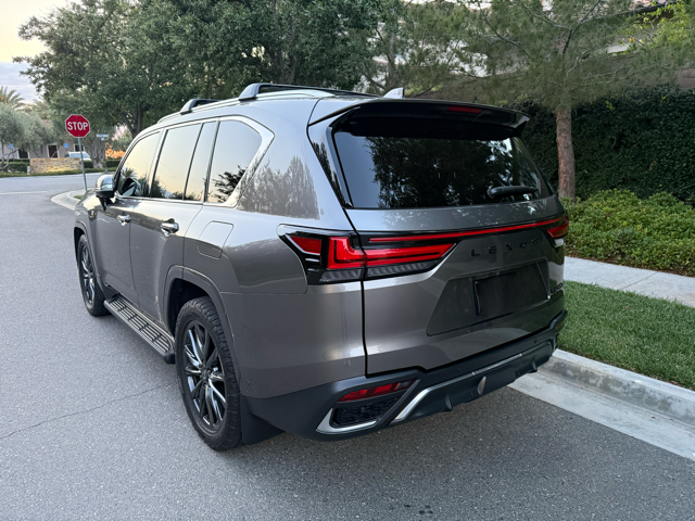 2025 Lexus LX 700H F-SPORT