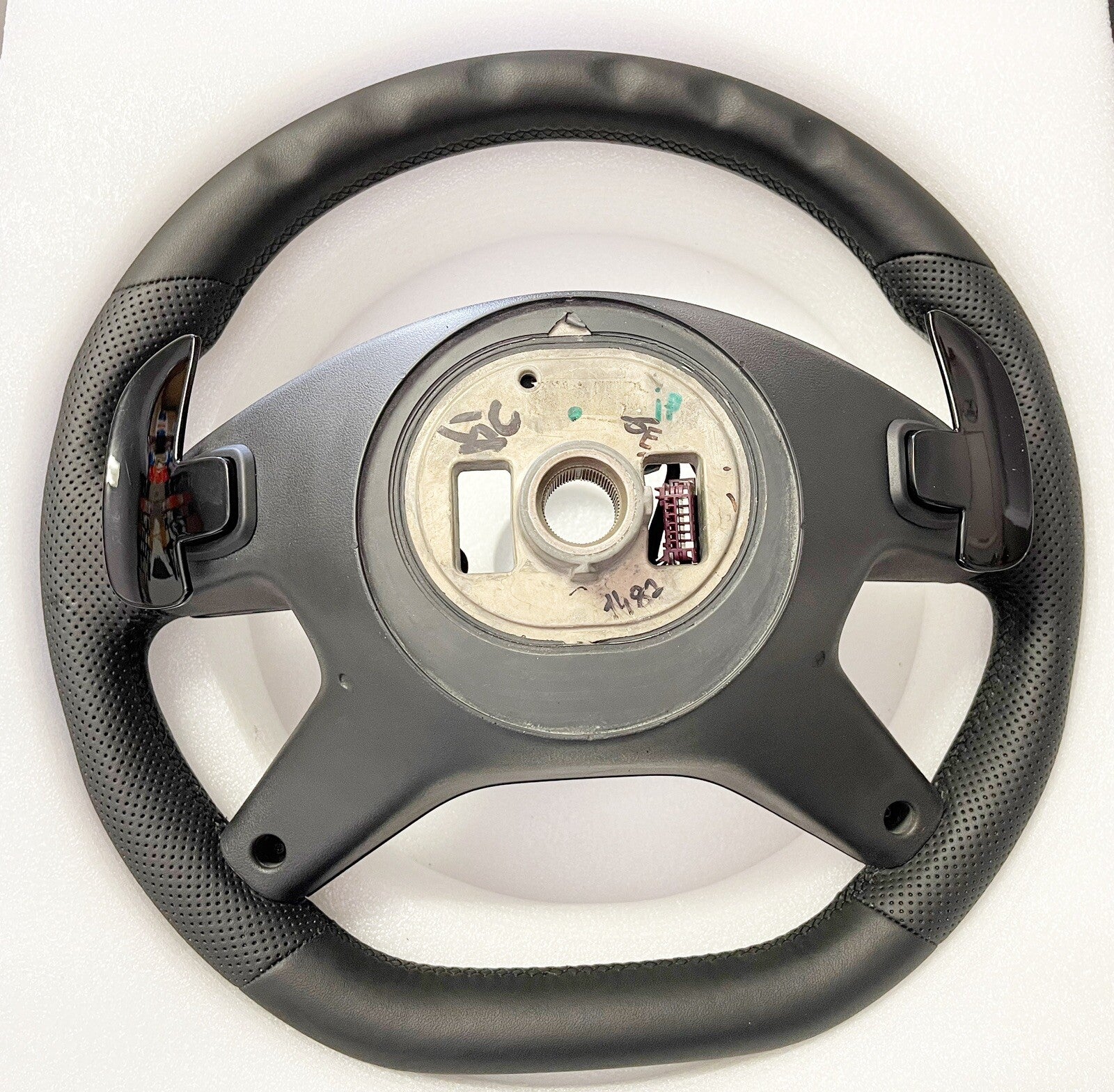 OEM MERCEDES W463 G550 4X4 G63 GL63 G65 ML63 ML350 GL550 GL63 AMG STEERING WHEEL