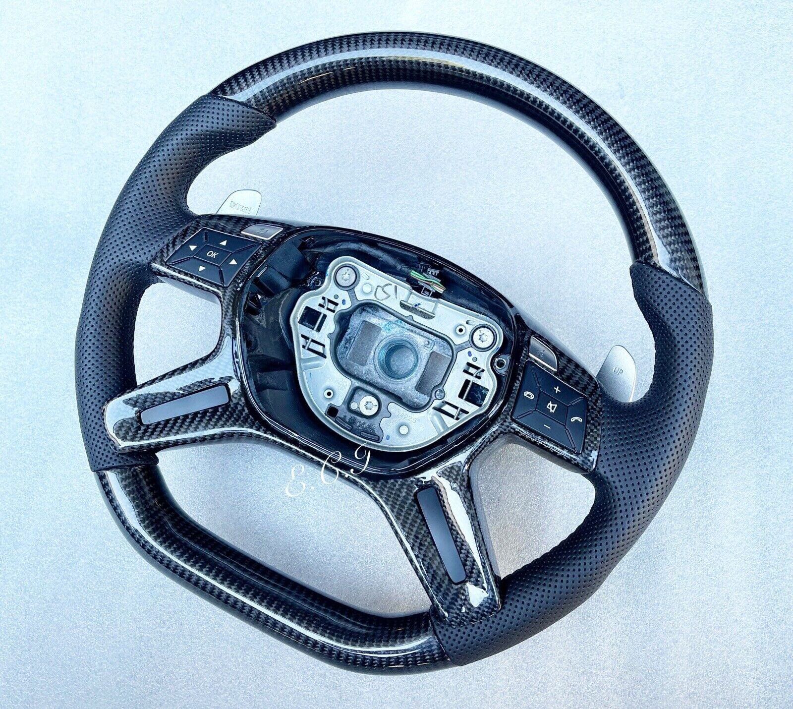 OEM MERCEDES AMG 13~18 G65 G63 ML63 GL63 G550 BLACK CARBON FIBER STEERING WHEEL