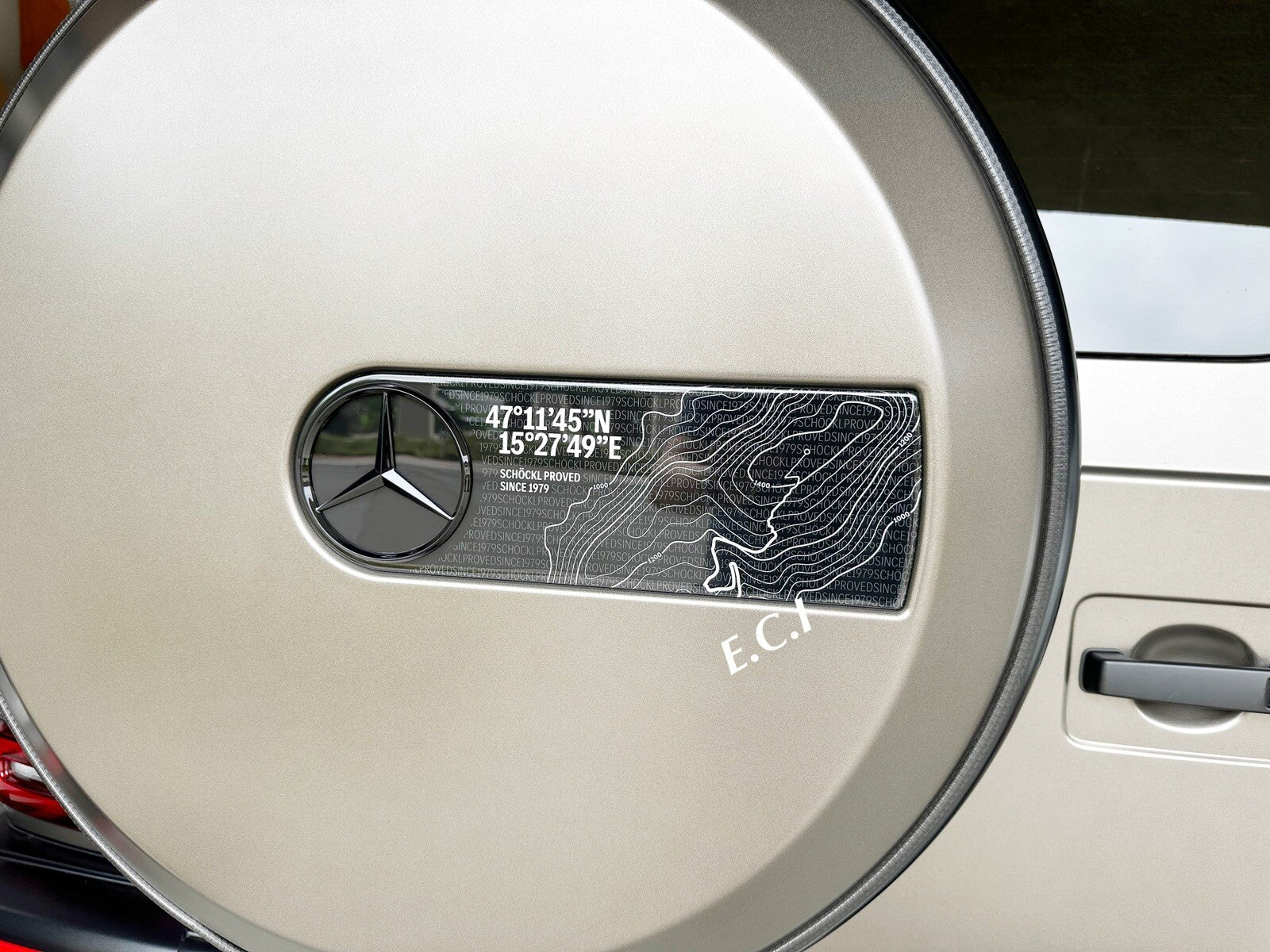 OEM Mercedes G550 G63 AMG MANUFAKTUR Schöckl Design Spare Tire Cover Emblem W465