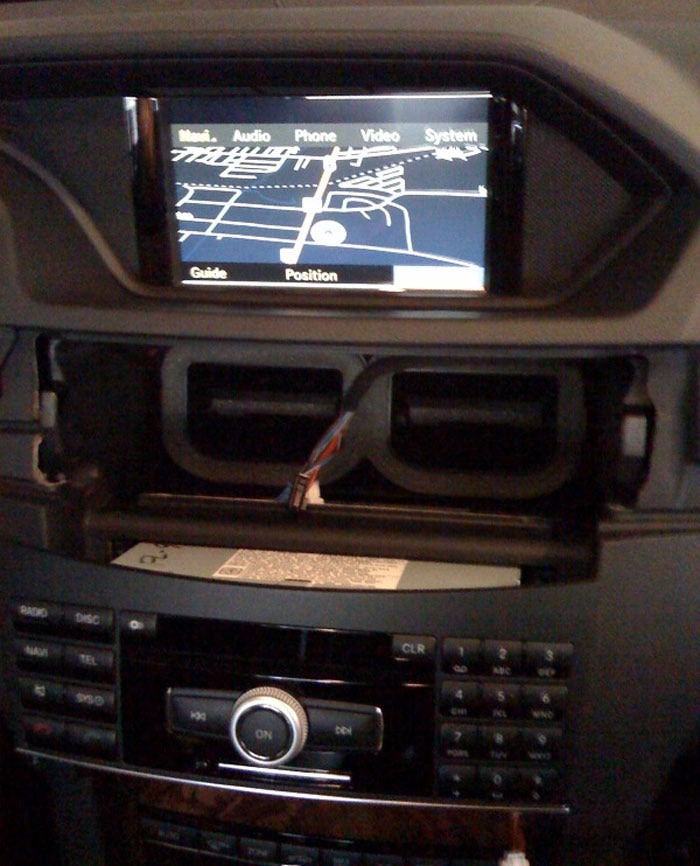 10~11 GENUINE OEM Mercedes A212 E350 E550 E63 Navigation Comand 6CD DVD