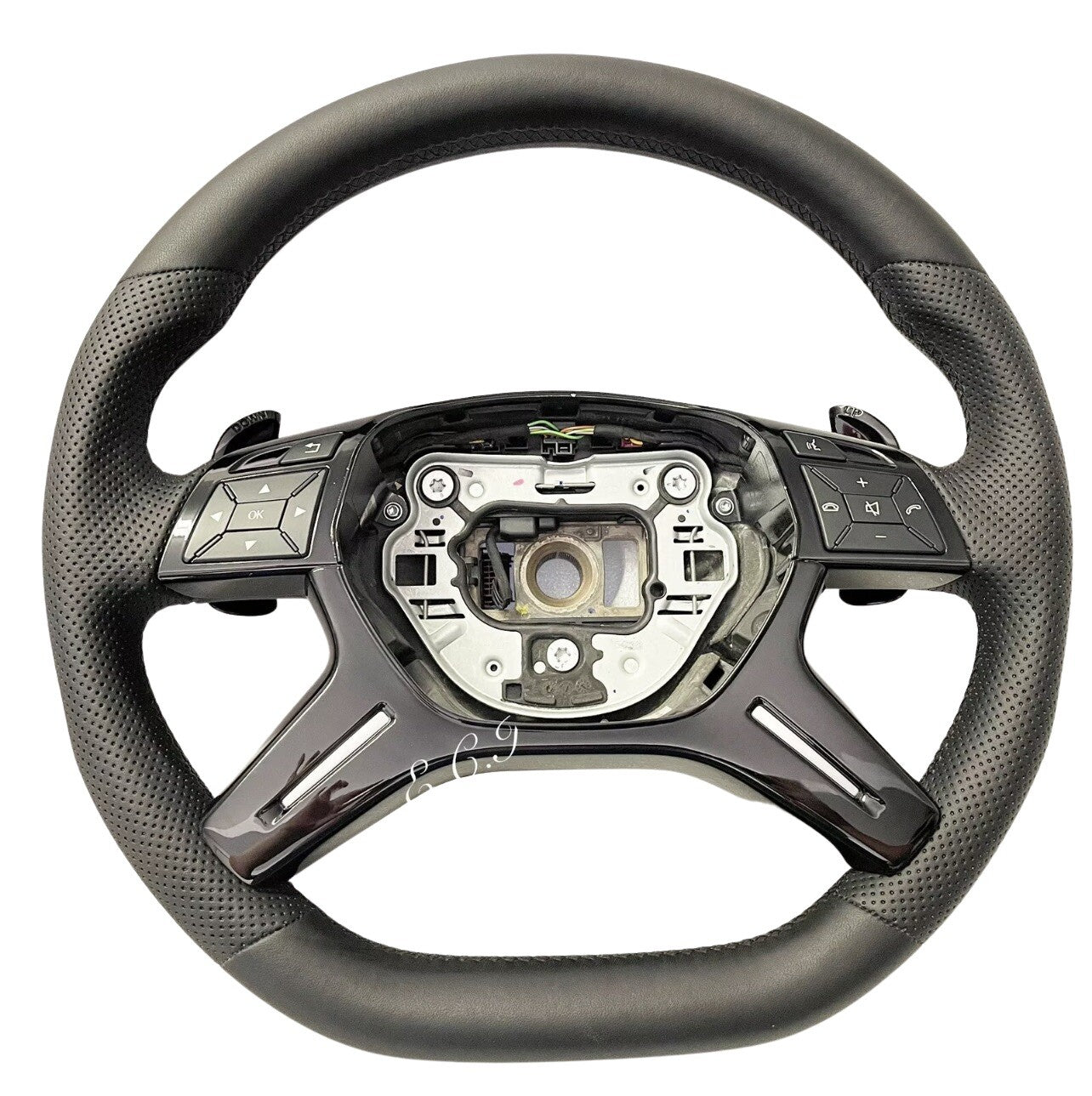 OEM MERCEDES W463 G550 4X4 G63 GL63 G65 ML63 ML350 GL550 GL63 AMG STEERING WHEEL