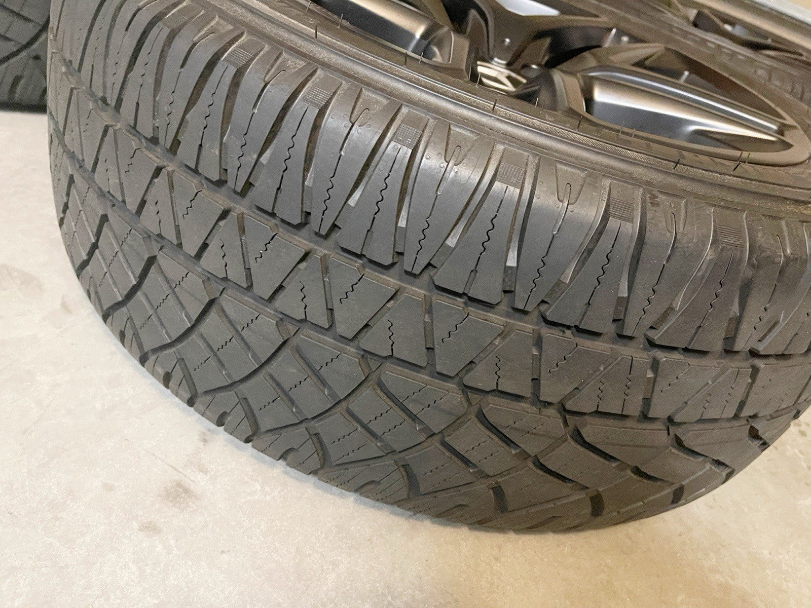 2025 OEM MERCEDES AMG RIMS TIRES G63 G550 G55 G WAGON 21 G65 WHEELS BLACK