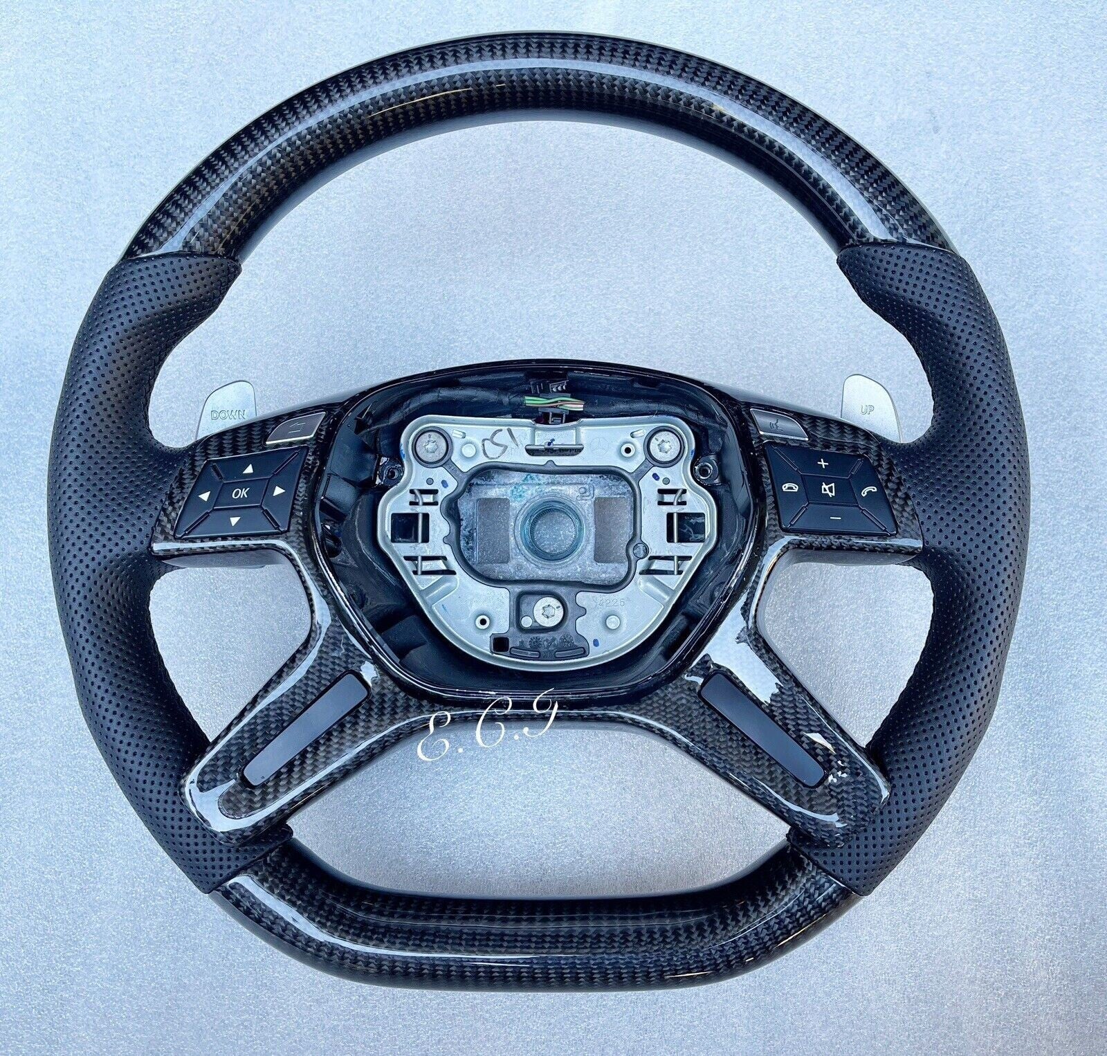 OEM MERCEDES AMG 13~18 G65 G63 ML63 GL63 G550 BLACK CARBON FIBER STEERING WHEEL